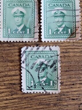 Vintage 1942 WW2 Canada 1 Cent Green Postage Stamps (Set of 3)